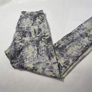 Lululemon - Wunder Train High-Rise Tight Leggings 25", Size 6